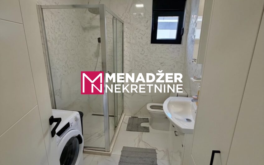 KUĆA 160 m2, PLAC 2 000 m2, BAZEN – PRIČELjE