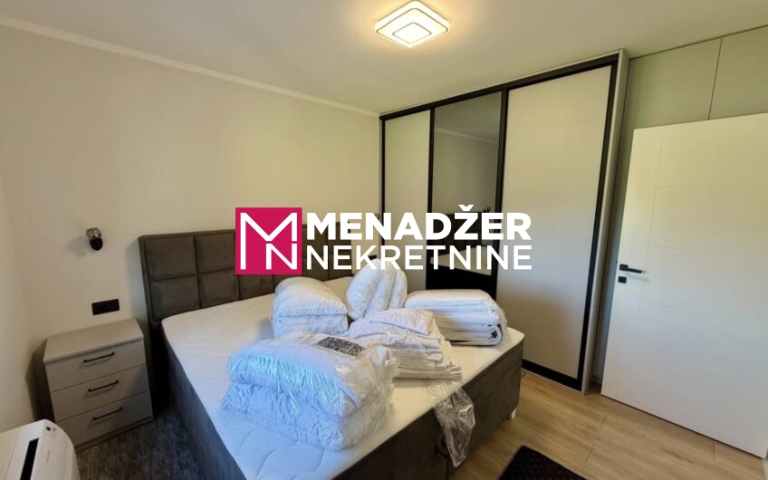 KUĆA 160 m2, PLAC 2 000 m2, BAZEN – PRIČELjE