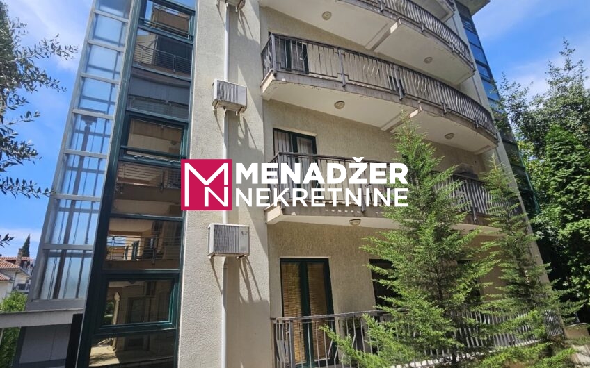 TROSOBAN NAMJEŠTEN STAN 115 m2, GARAŽA – GORICA C