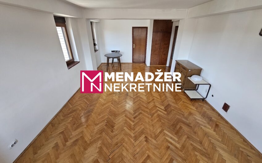 JEDNOSOBAN PRAZAN STAN 58 m2 – KOD GINTAŠA