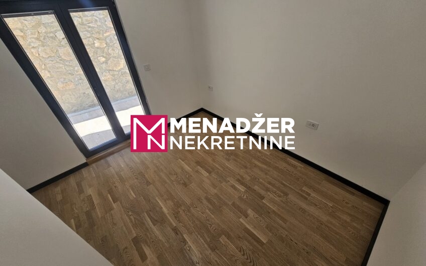 DVOSOBAN STAN 52 m2 – GORICA C