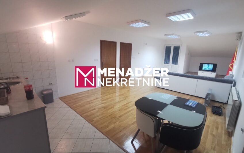 KUĆA 360 m2 – MOMIŠIĆI