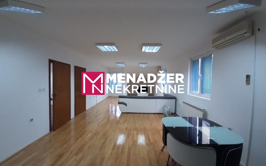 KUĆA 360 m2 – MOMIŠIĆI
