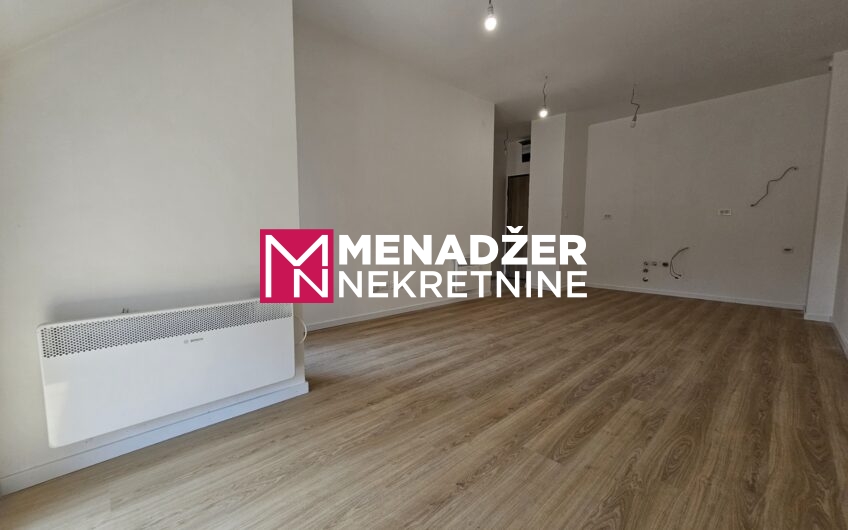 JEDNOSOBAN STAN 41 m2, GARAŽA – KOLAŠIN