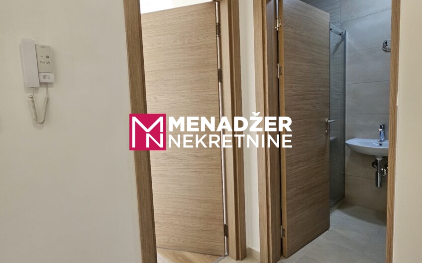 JEDNOSOBAN STAN 41 m2, GARAŽA – KOLAŠIN