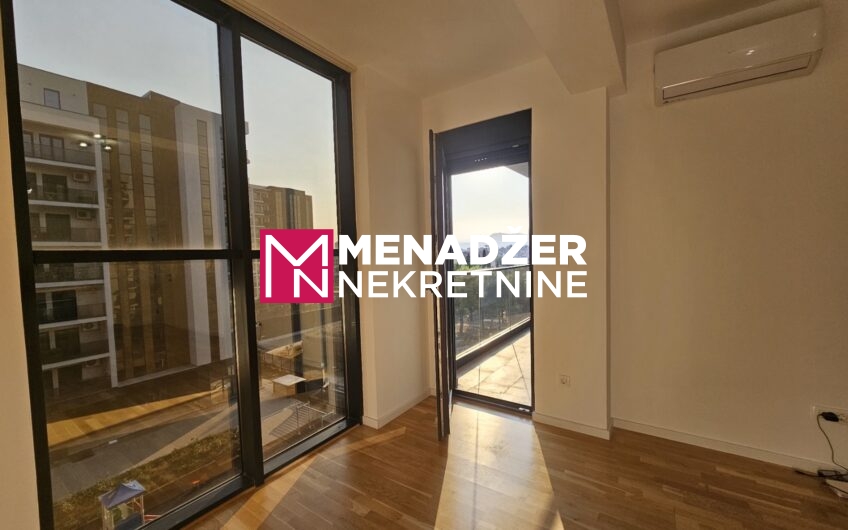 DVOSOBAN PRAZAN STAN 66 m2, GARAŽA – STARI AERODROM