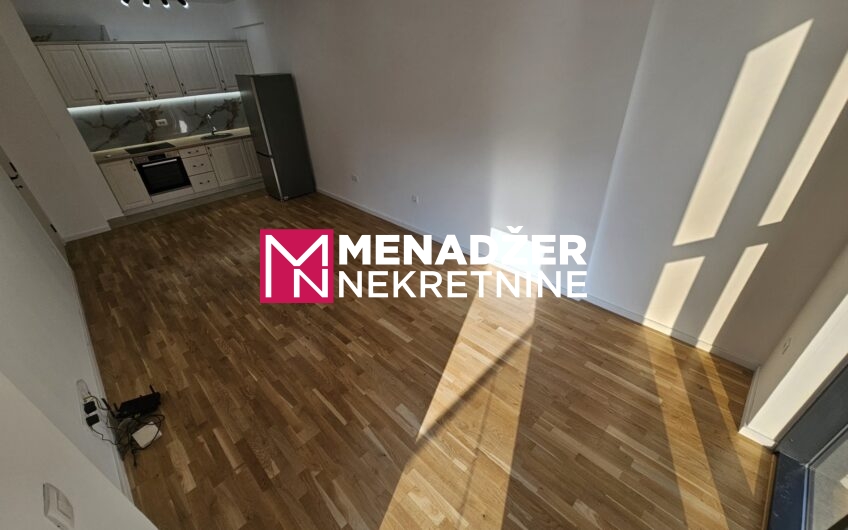 DVOSOBAN PRAZAN STAN 66 m2, GARAŽA – STARI AERODROM