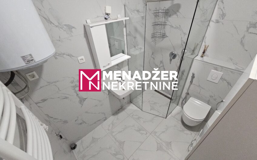 DVOSOBAN PRAZAN STAN 66 m2, GARAŽA – STARI AERODROM