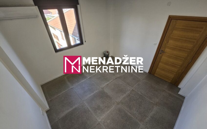 POSLOVNI PROSTOR 120 m2 – CENTAR