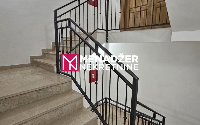 POSLOVNI PROSTOR 120 m2 – CENTAR