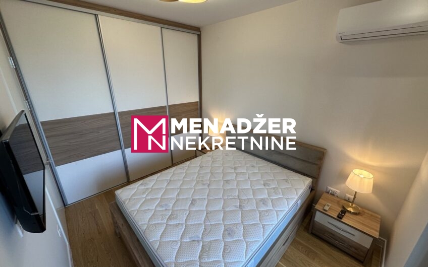 JEDNOSOBAN NAMJEŠTEN STAN 63 m2, GARAŽA – PREKO MORAČE