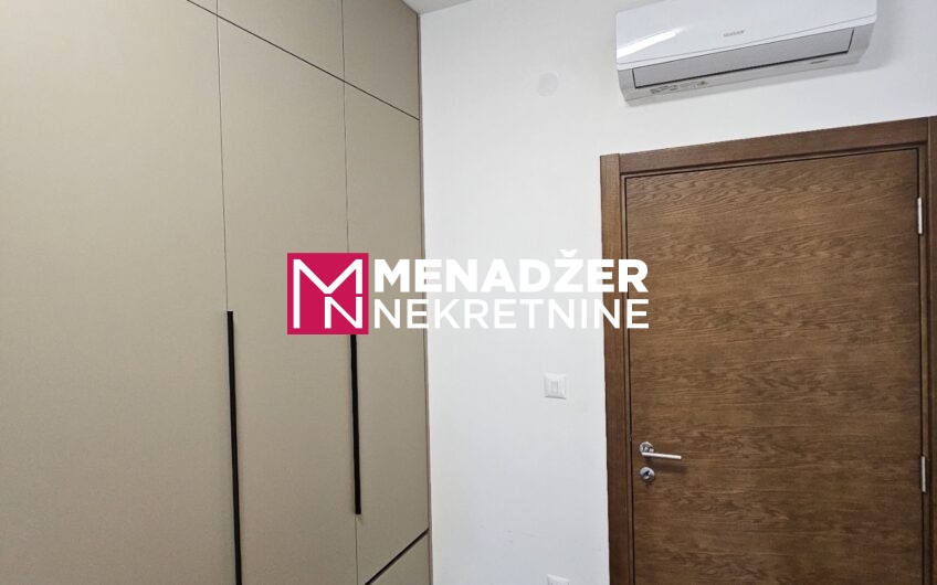 DVOSOBAN NAMJEŠTEN 63 m2, GARAŽA – VEZIROV MOST
