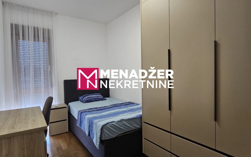 DVOSOBAN NAMJEŠTEN 63 m2, GARAŽA – VEZIROV MOST