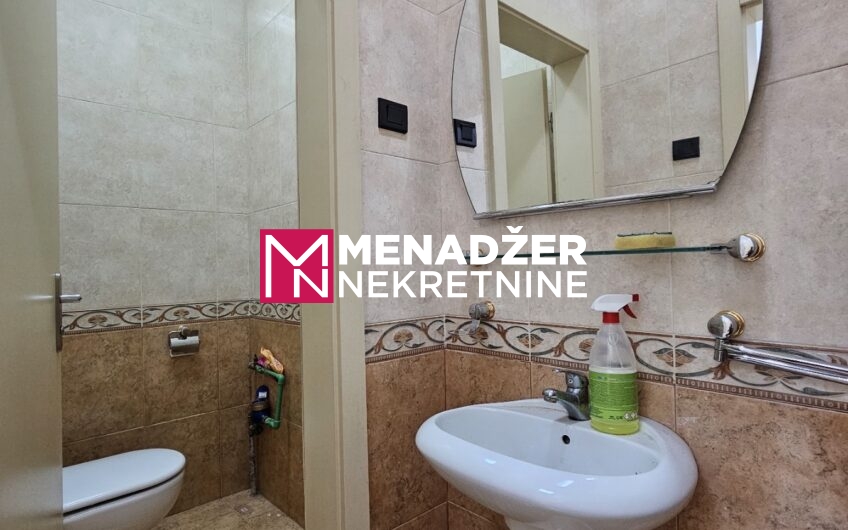 KANCELARIJSKI PROSTOR 35 m2 – PREKO MORAČE