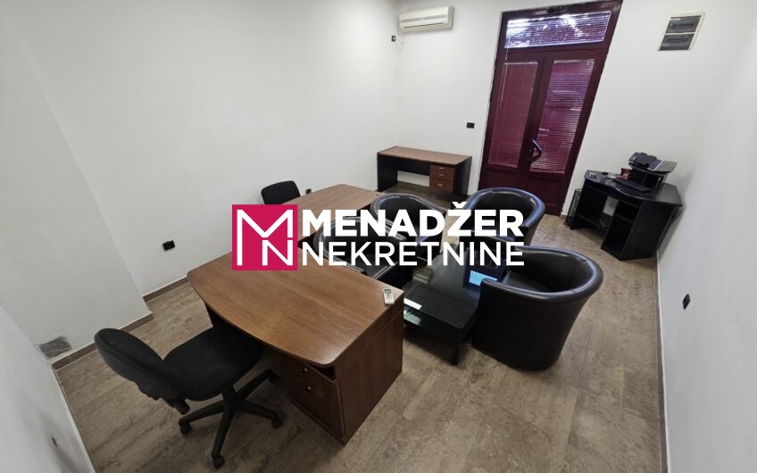 KANCELARIJSKI PROSTOR 35 m2 – PREKO MORAČE