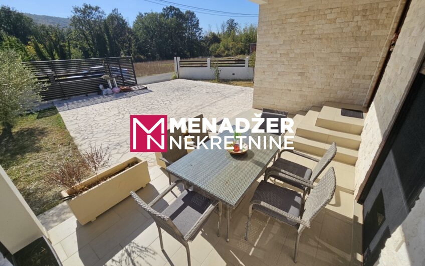KUĆA NAMJEŠTENA 140 m2 – VELjE BRDO