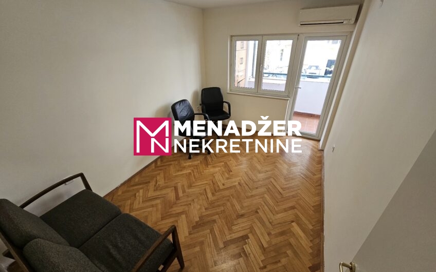 JEDNOSOBAN PRAZAN STAN 45 m2 – PREKO MORAČE
