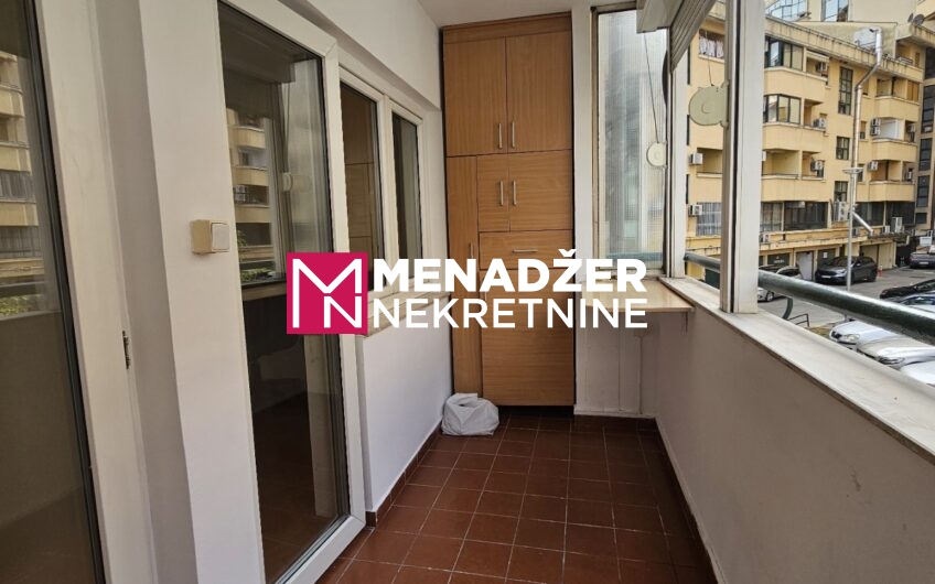 JEDNOSOBAN PRAZAN STAN 45 m2 – PREKO MORAČE