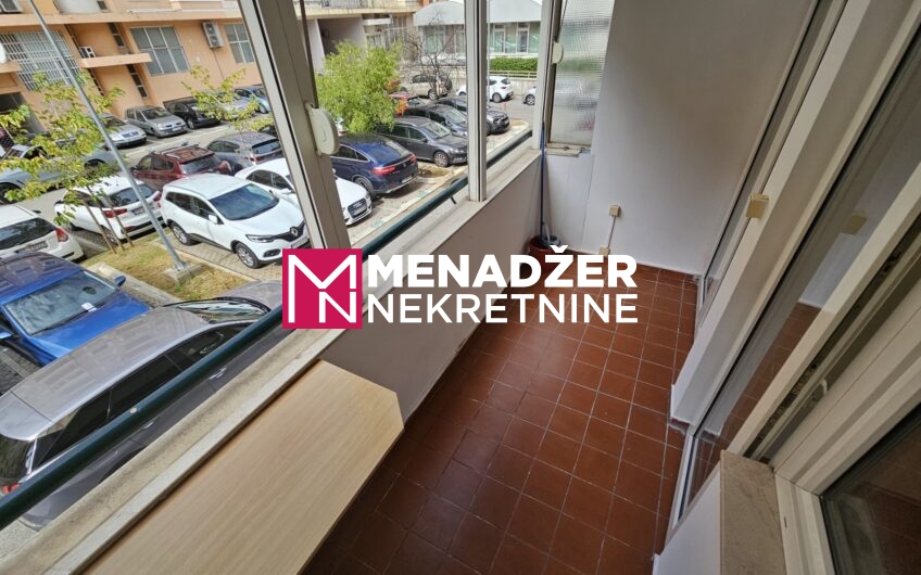 JEDNOSOBAN PRAZAN STAN 45 m2 – PREKO MORAČE