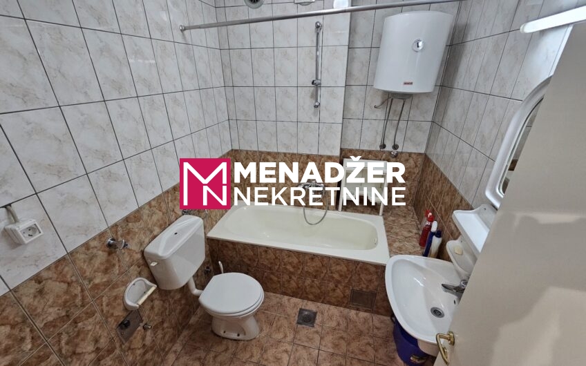 JEDNOSOBAN PRAZAN STAN 45 m2 – PREKO MORAČE