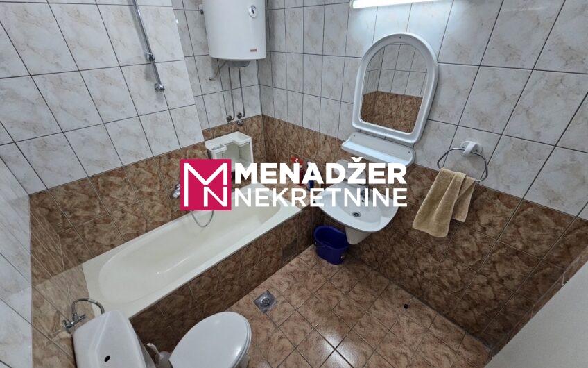JEDNOSOBAN PRAZAN STAN 45 m2 – PREKO MORAČE