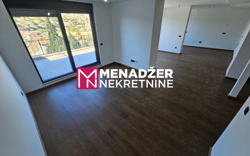 PETOSOBAN DUPLEX STAN 200 m2 – ZAGORIČ