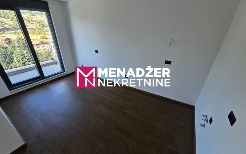 PETOSOBAN DUPLEX STAN 200 m2 – ZAGORIČ